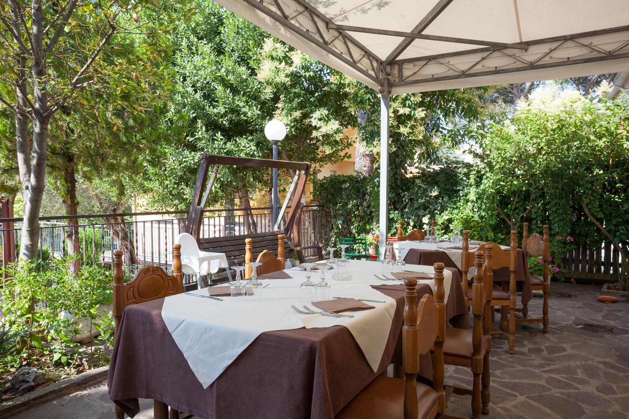 La Cantinella Ostra Екстериор снимка
